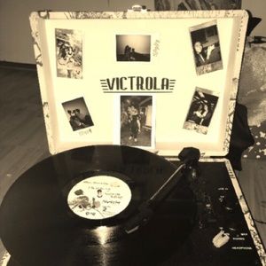 Meet your Posher, Hillary